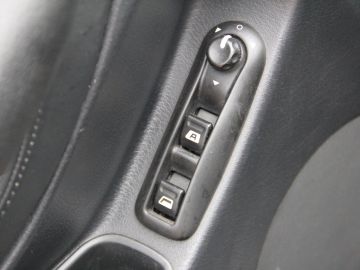 Peugeot 406